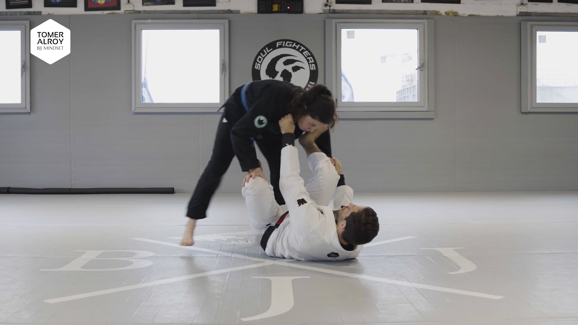 Tarantula Guard Around The World Sweep