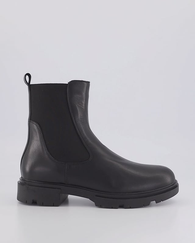 THRONE / Black Leather