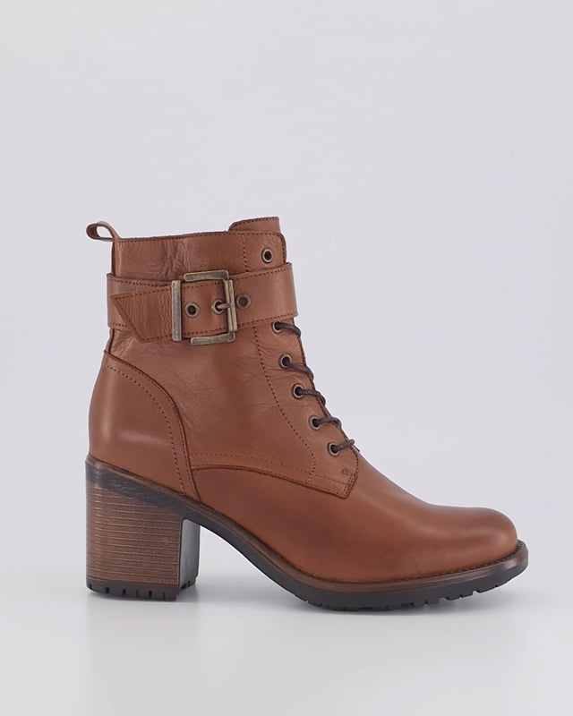 TORP / Cognac Leather