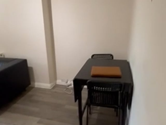 Nice room available for rent in Hoxton Main Photo