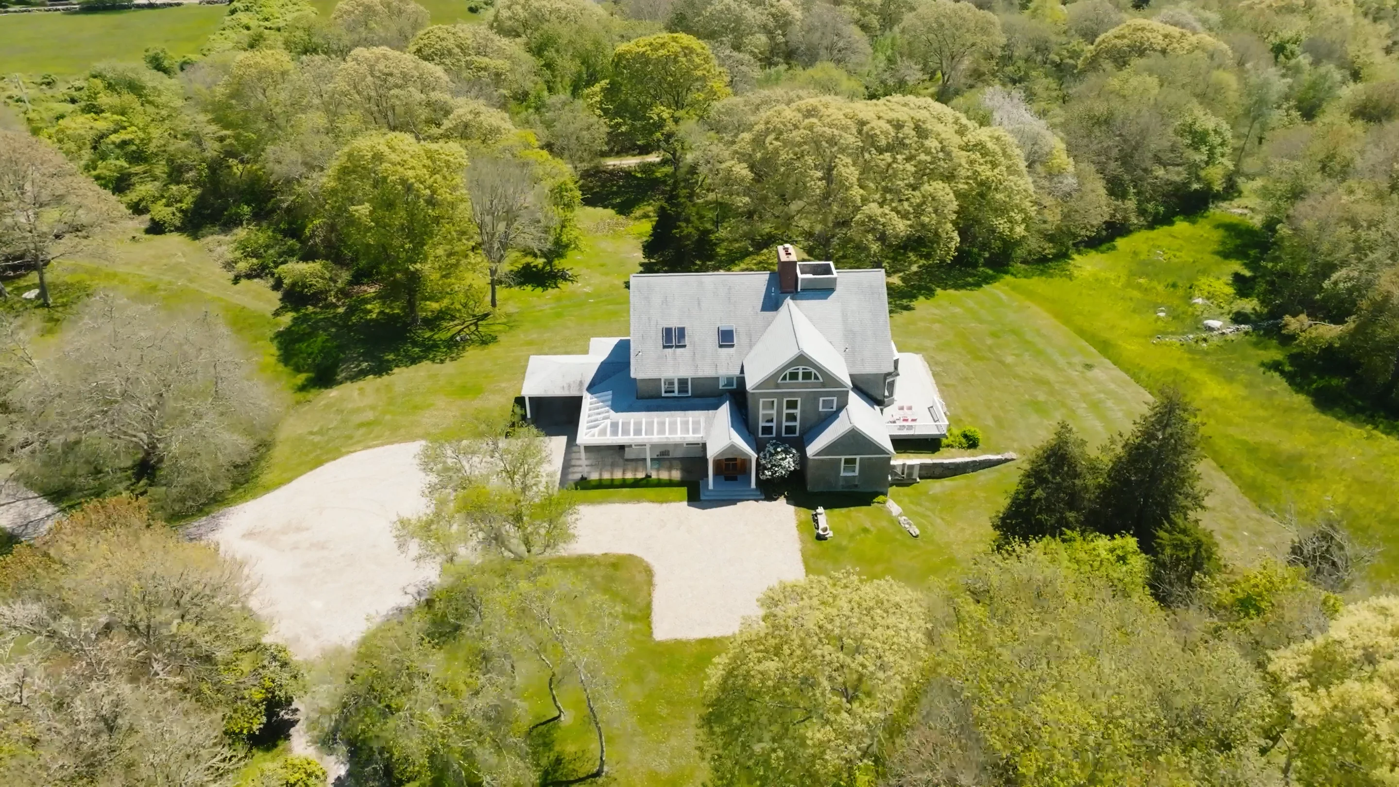 1069 Horseneck Rd on Vimeo