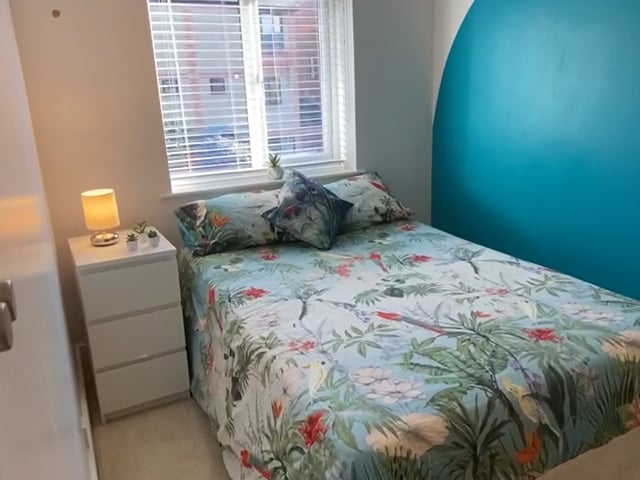 Beautiful Large Double Bedroom near Canary Wharf Main Photo