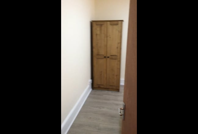 Video 1: BED , BEDSIDE CABINET, WARDROBE AND CHEST