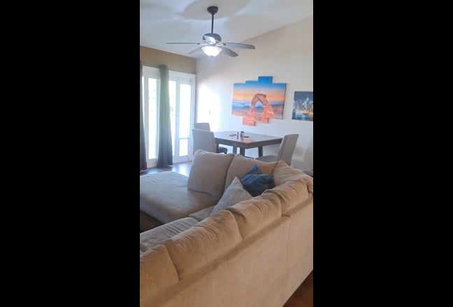 Bedroom for rent in 4 Bedroom House in Bay Ho Main Photo