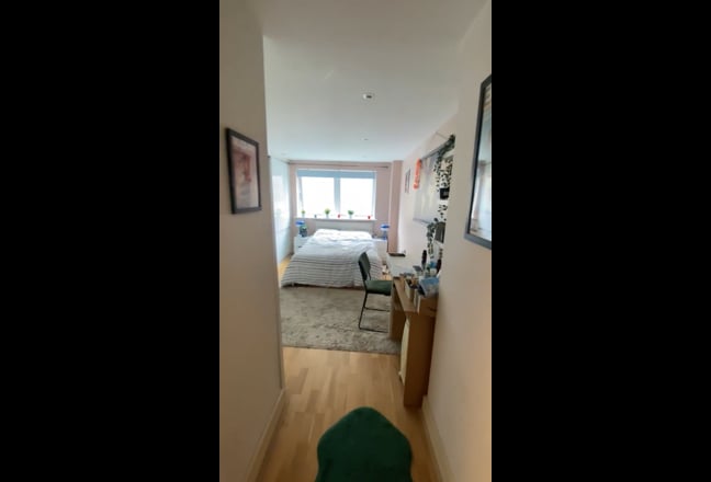 ✨ Zone 1 sublet - 8min walk to London Bridge Main Photo