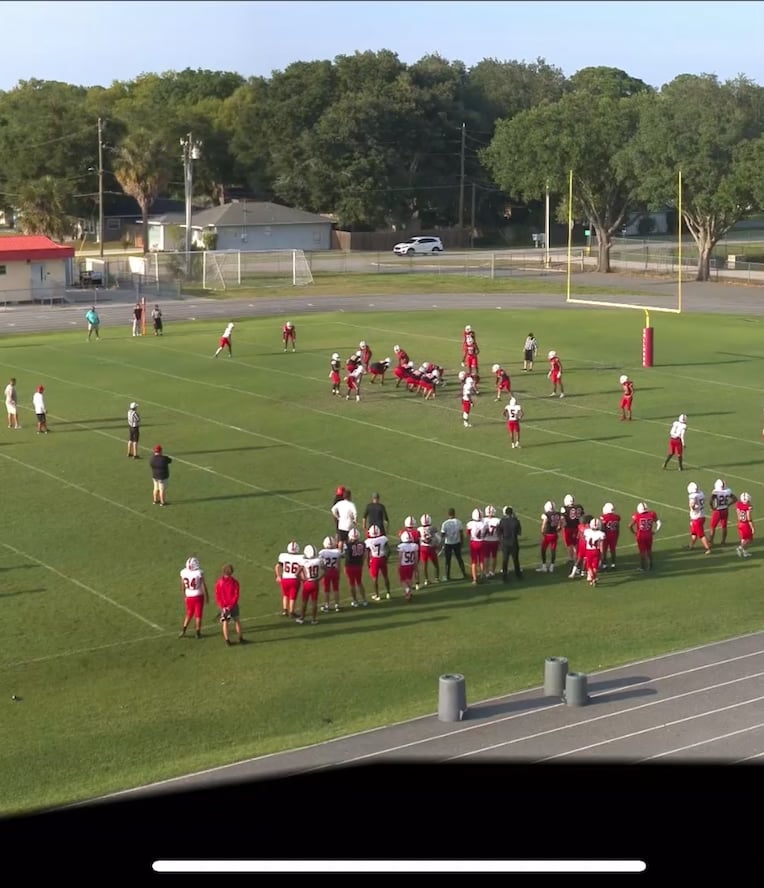 Watch tayshaun smith's outside linebacker film