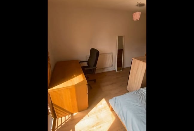 Spacious Double Room  Main Photo