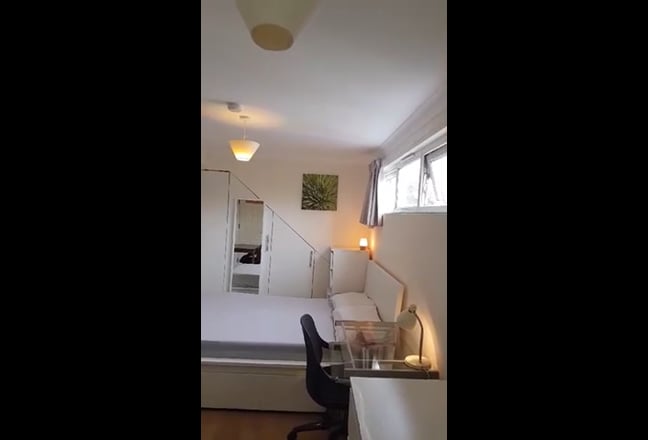  Bright & Spacious En-suite Double in Harrow Main Photo