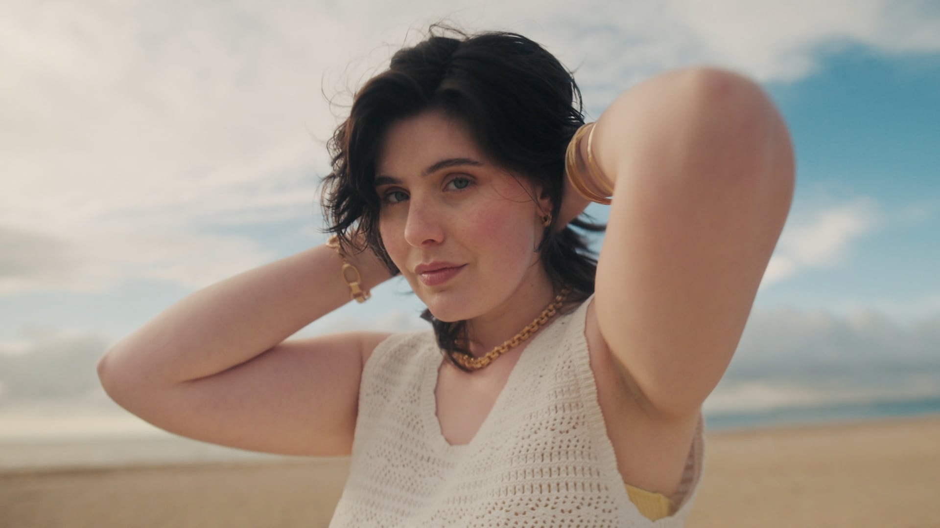 Huguette Paris - L'Amour à La Plage