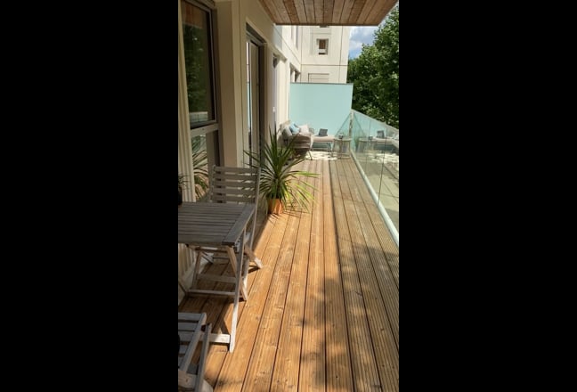 Double room / own bathroom East Village flat share Main Photo