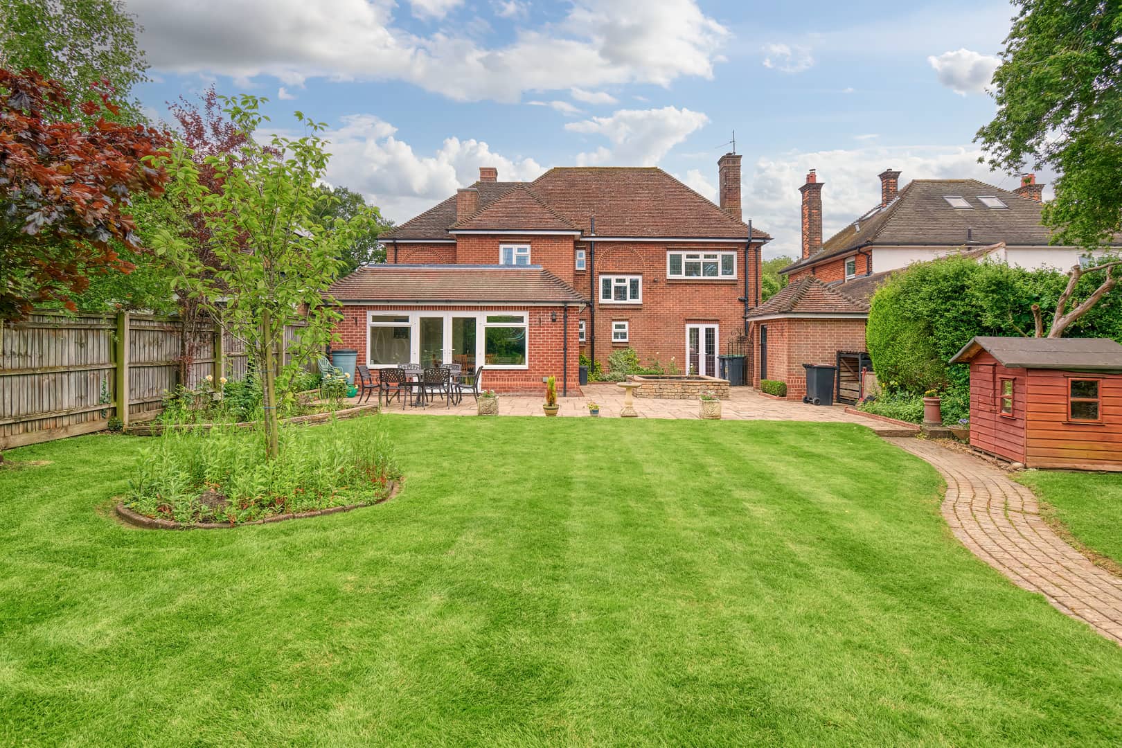 Kimbolton Road, Higham Ferrers on Vimeo