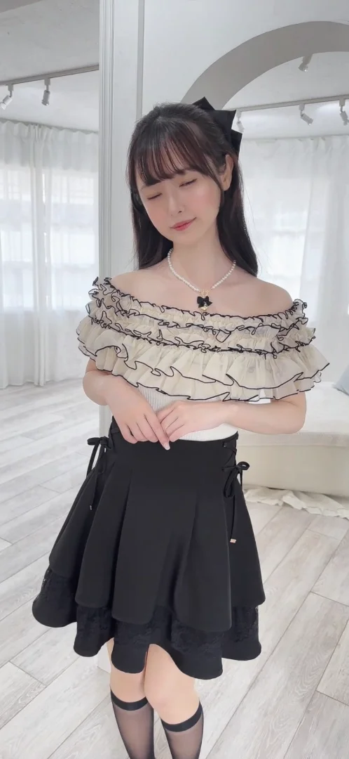 配色メローフリルトップス | Rlab store 配色メローフリルトップス | Rlab store