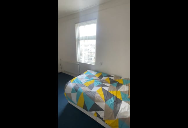 Studio / 1 Bed Flat Yarm Rd Stockton Main Photo