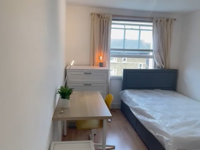 1 Double Room in Waterloo available now  Main Photo
