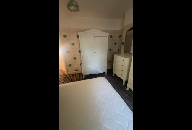 Double room available Birmingham Airport  Main Photo