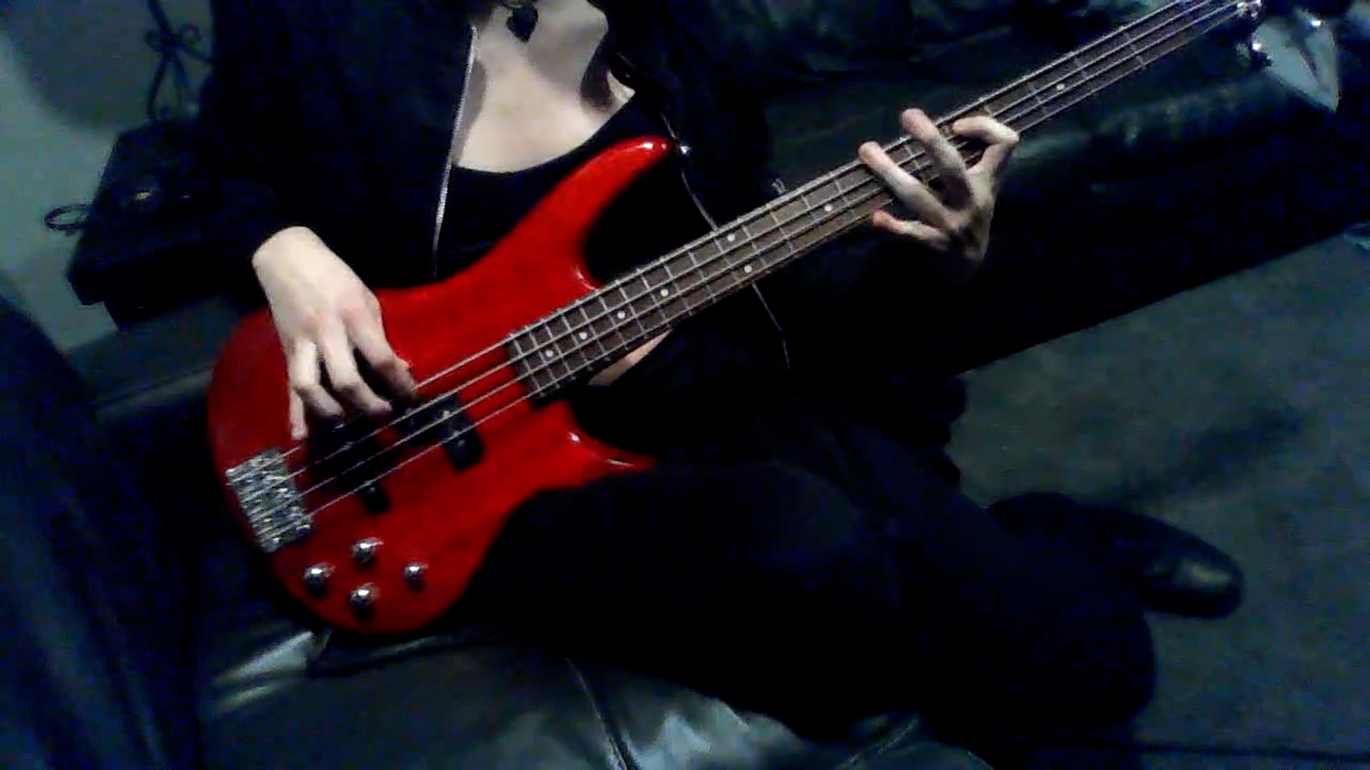 Promotional video thumbnail 3 for Session bassist