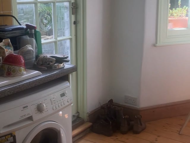 Double room in beautiful Victorian home in Hackney Main Photo