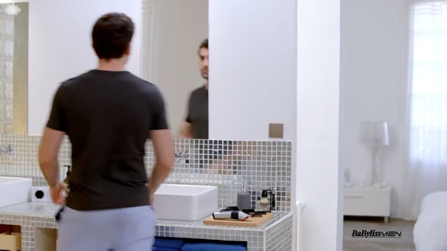 deVine Voices Native French Male Voiceover BaByliss Commercial