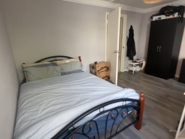 Big bedroom in super central Fitzrovia flat!  Main Photo