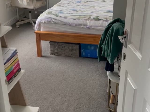 1 Double Room available in Clapham North Flat Main Photo