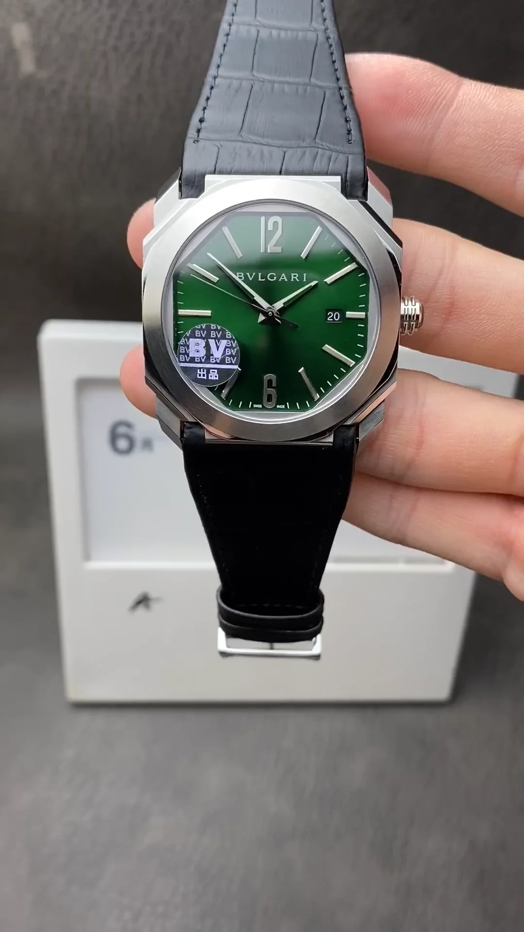 BV工場 ブルガリ オクト オリーブグリーン文字盤 41mm 自動巻き