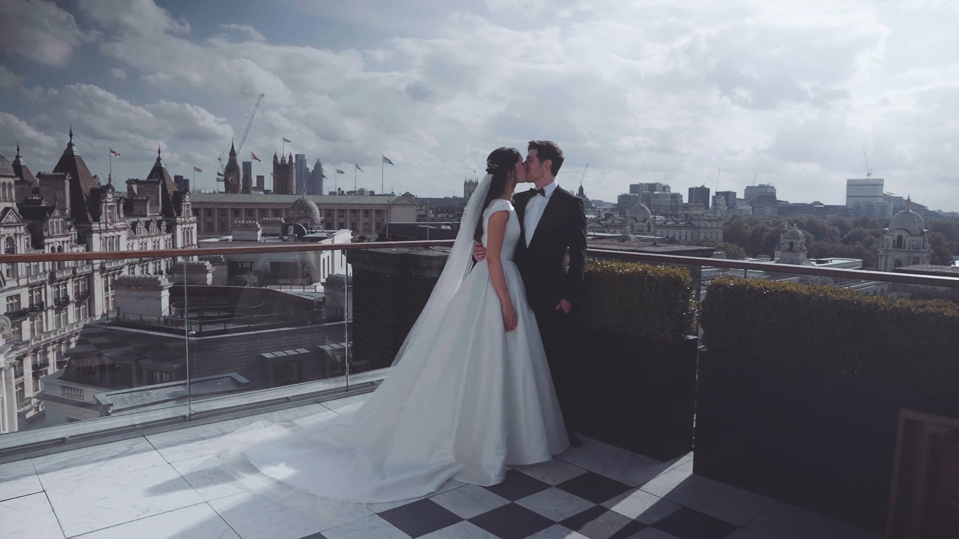 Annie + Dave // The Corinthia Hotel