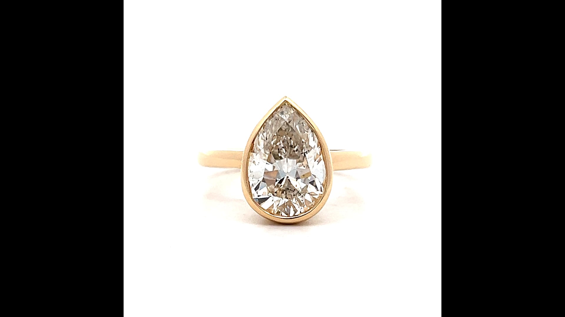 3.49 Pear Cut Diamond Engagement Ring in 14k Yellow Gold