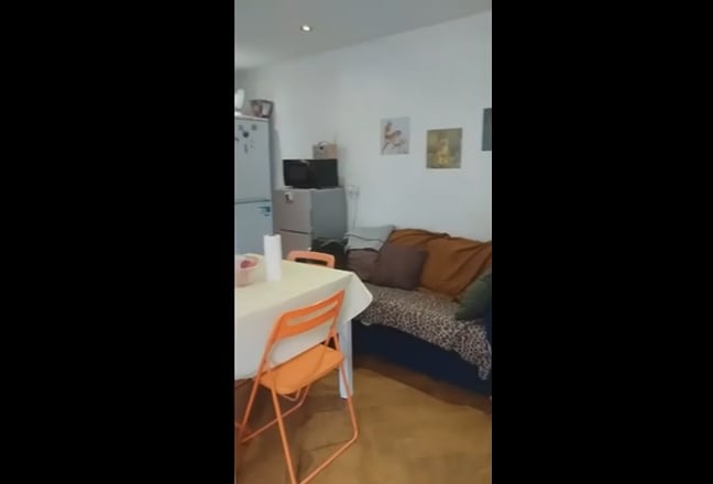 Double Bedroom  Main Photo