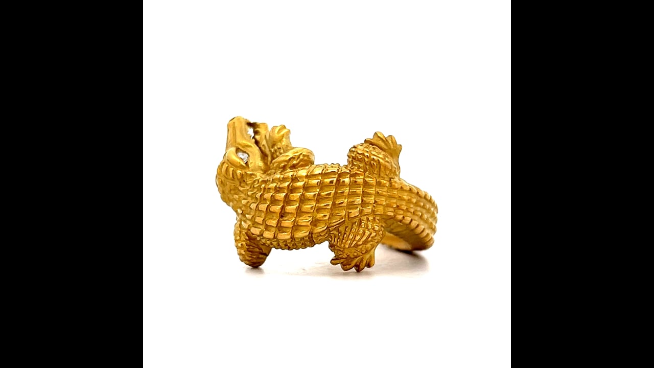 Mens Kieselstein-Cord Alligator Ring with Diamond Eyes in 18k