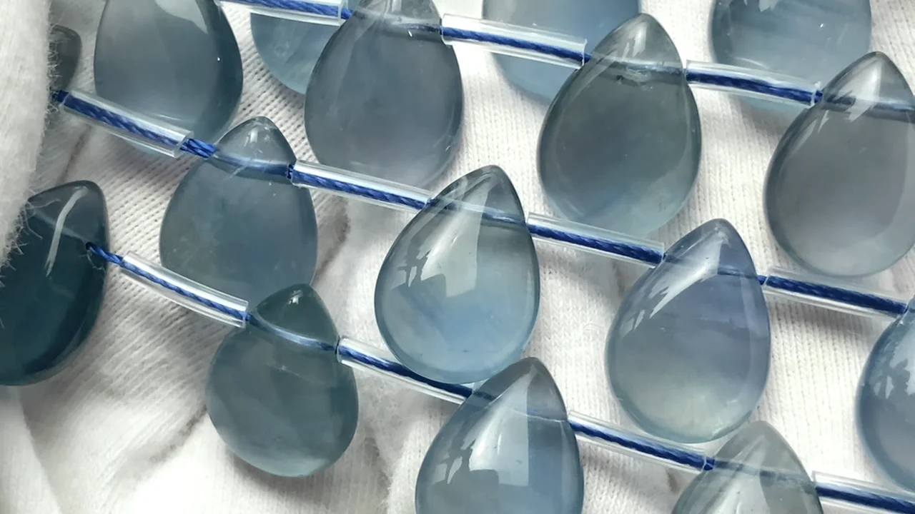 フローライト（蛍石） Sweet Blue 中国・福建省産 120g/ 鉱物