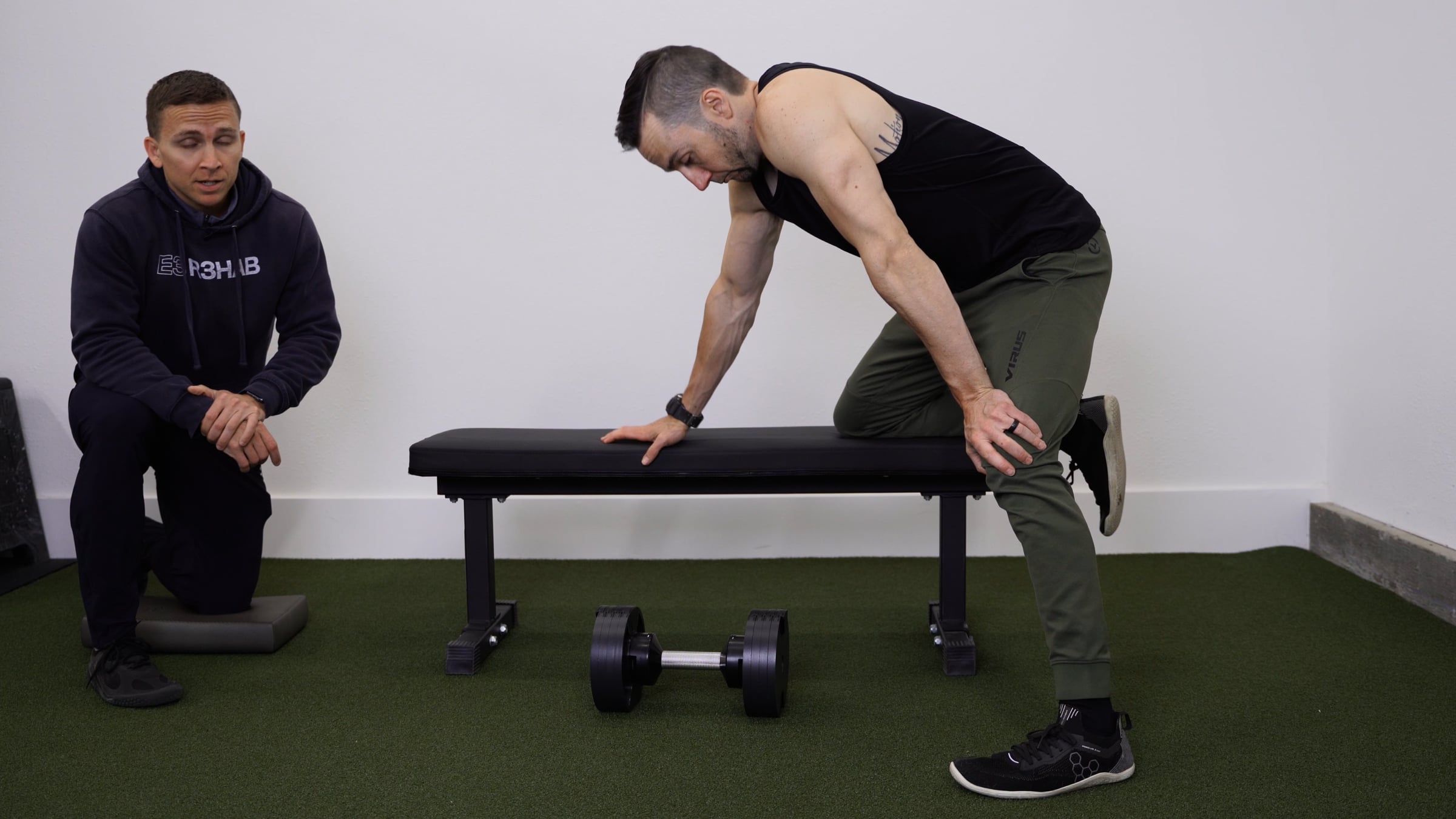 Dumbbell Row (Tutorial) | Videos & Movies on Vimeo