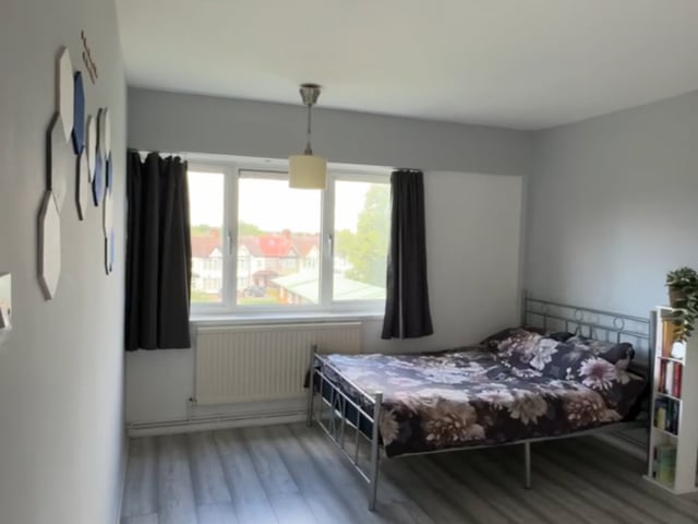 Spacious Room Available for single person Main Photo