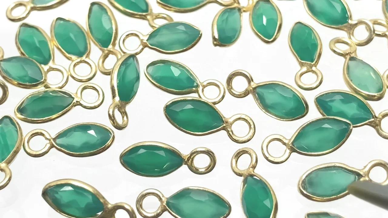 グリーンオニキス 枠留めマーキスファセットカット7×3.5mm 18KGP 5個