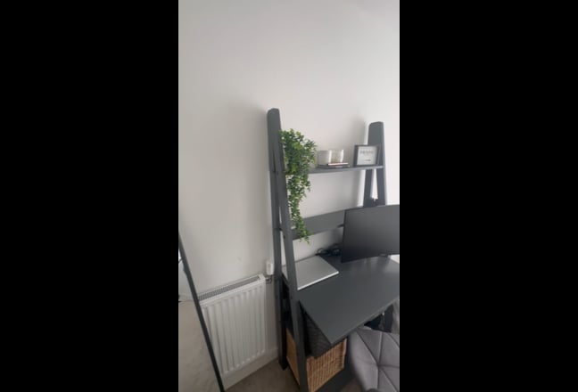 2 Minute Walk to Train Station | Rooftop Terrace  Main Photo