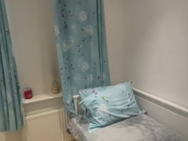 1 bedroom in a flat share to rent Main Photo
