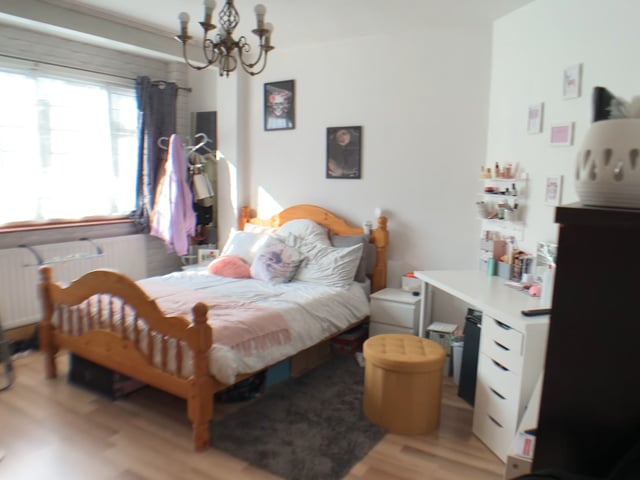 Sunny Large Double Room in Beckenham  Main Photo