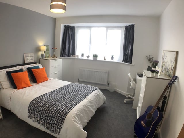 £100 OFF the first 2 months - move in by 15 July!! Main Photo