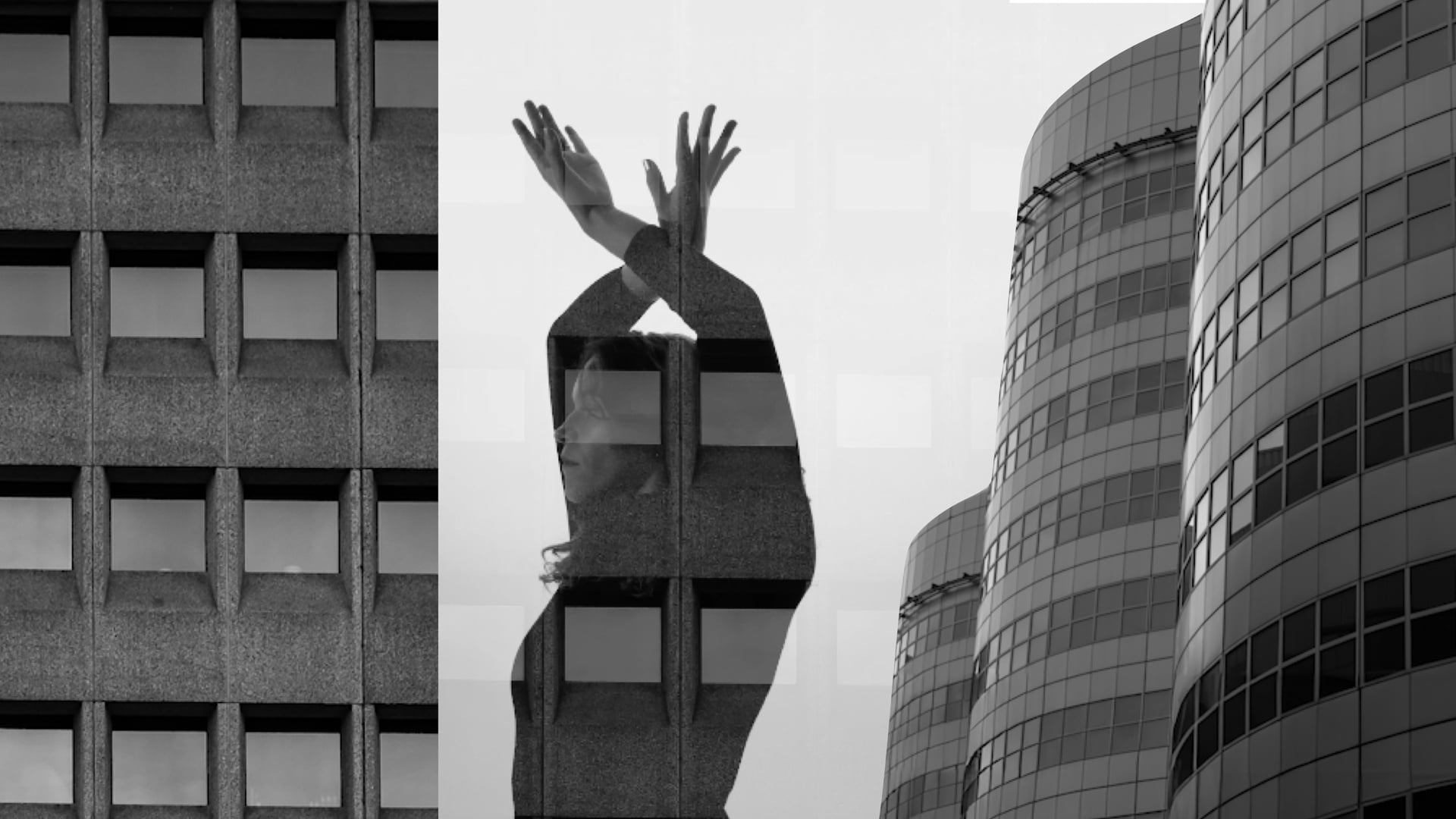 City in motion (Rotterdam Airport)