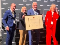 copy_9601E05D-FF51-4D00-A593-2340EEBF16CC 3