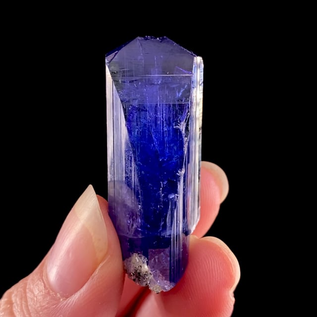 Zoisite var: Tanzanite (bi-colored crystal)