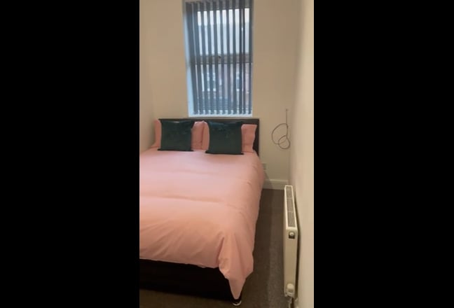 Double bed accommodation available in rusholme M14 Main Photo