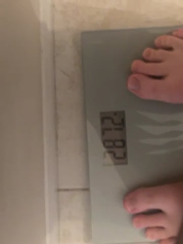 Watch lucas lachance's Weight: 287.2 pounds