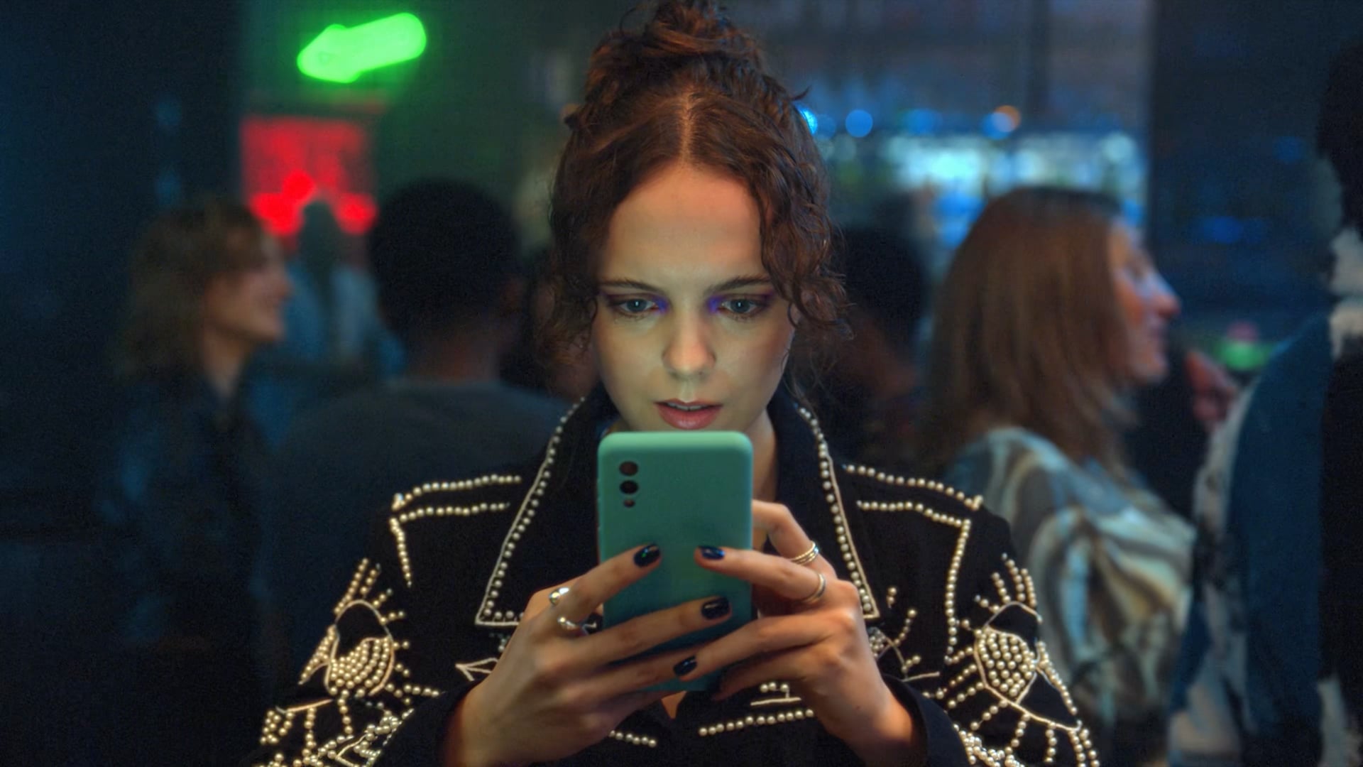 Heineken x Bodega - The Boring Phone