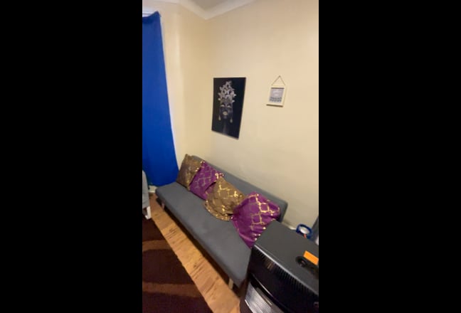 Entire 1 Bedroom Flat for rent Main Photo