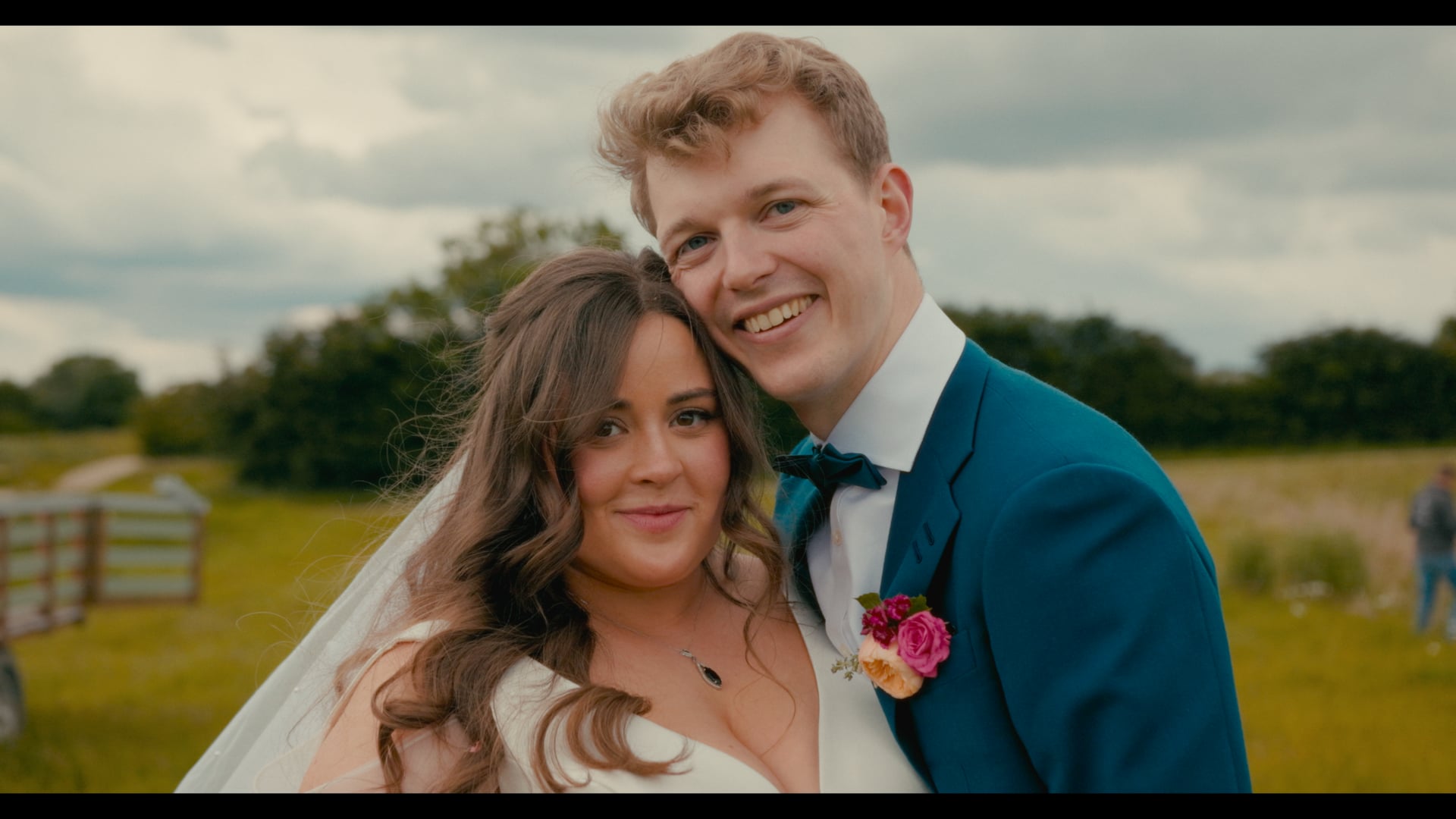 Siobhan & Jolyon | The Barns at Lodge Farm | Wedding Highlights