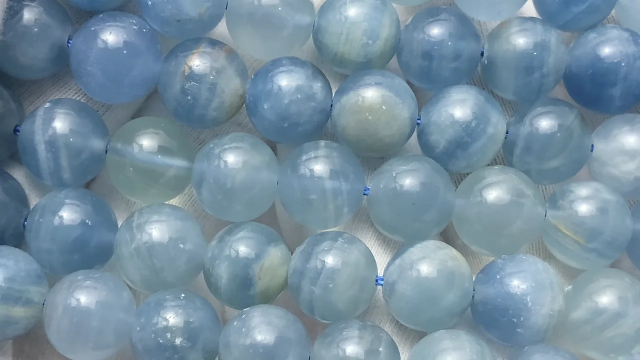 天然ブルーカルサイト ラウンド10mm 半連/1連｜天然石ビーズ・ルース