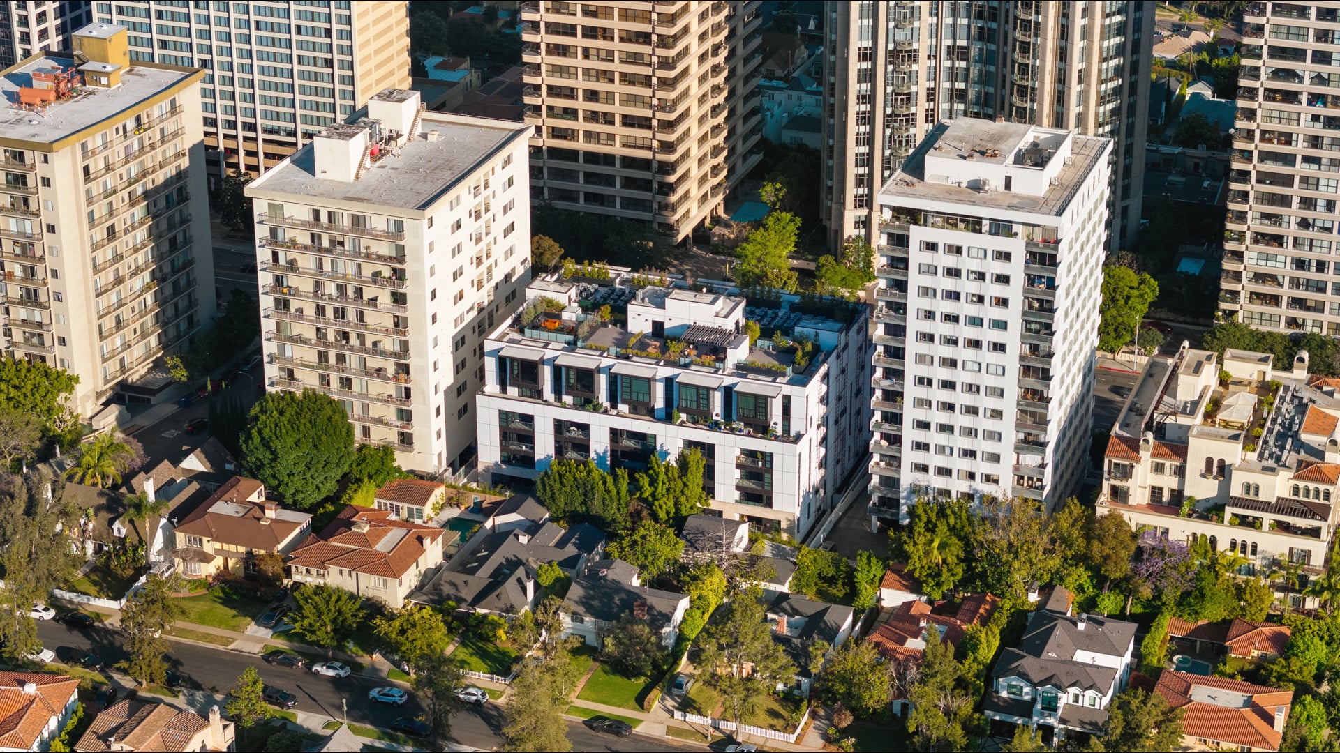 10777 Wilshire Blvd #310, Los Angeles, CA 90024