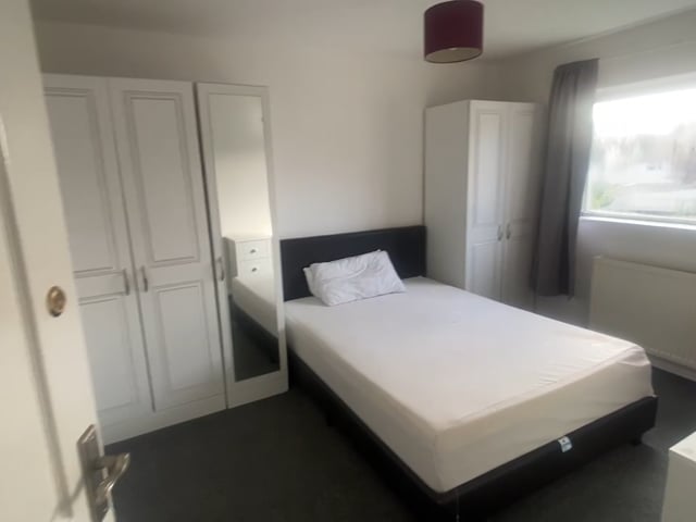 Double room in shared accommodation for rent  Main Photo