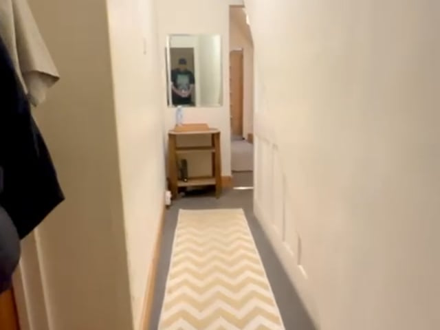 Video 1: Availible room at end of house overlooking garden