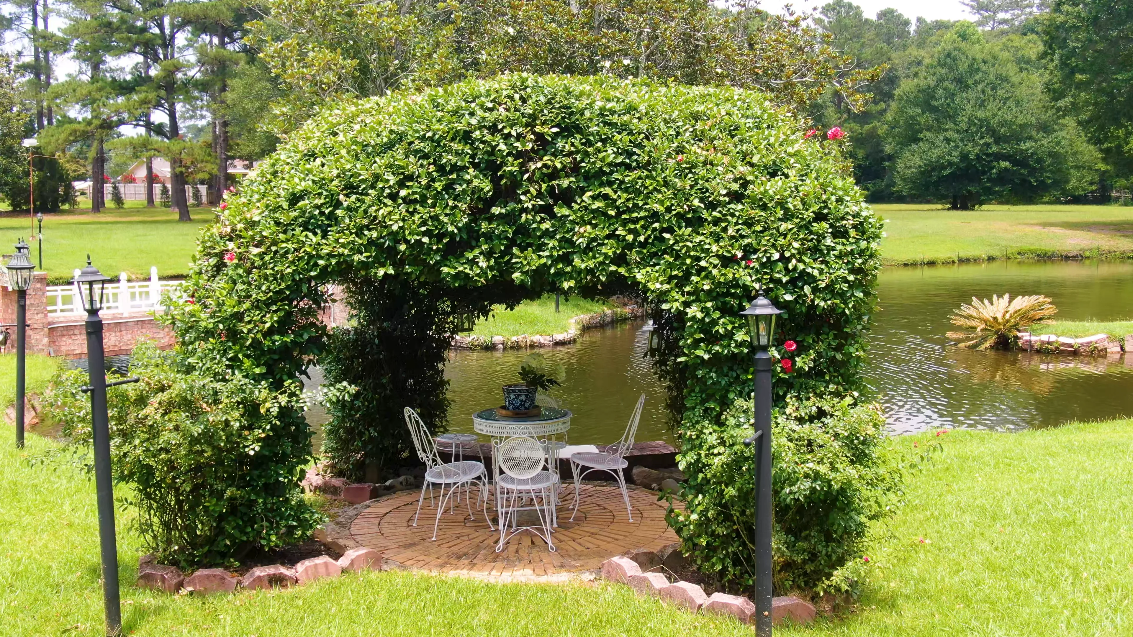213 Creekridge on Vimeo